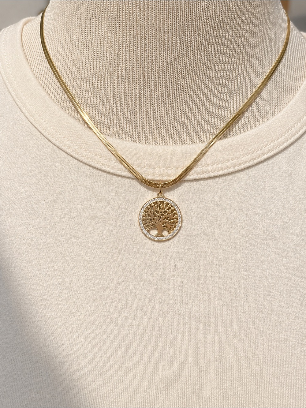 Elegant Gold and Black Tree of Life Pendant Necklace 316L